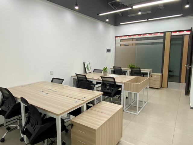 室内EPS外墙装饰条施工